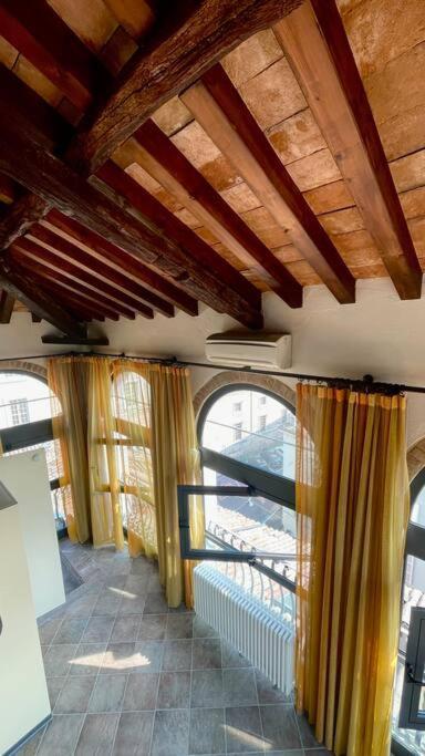 Altana - Loft Sulla Citta Parma Exterior foto