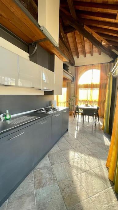 Altana - Loft Sulla Citta Parma Exterior foto