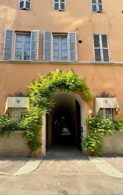 Altana - Loft Sulla Citta Parma Exterior foto